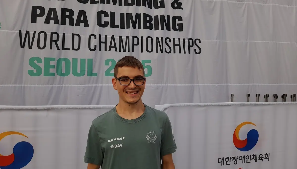 Praclimber Sebastian bei der WM in Seoul | © Familie Horn