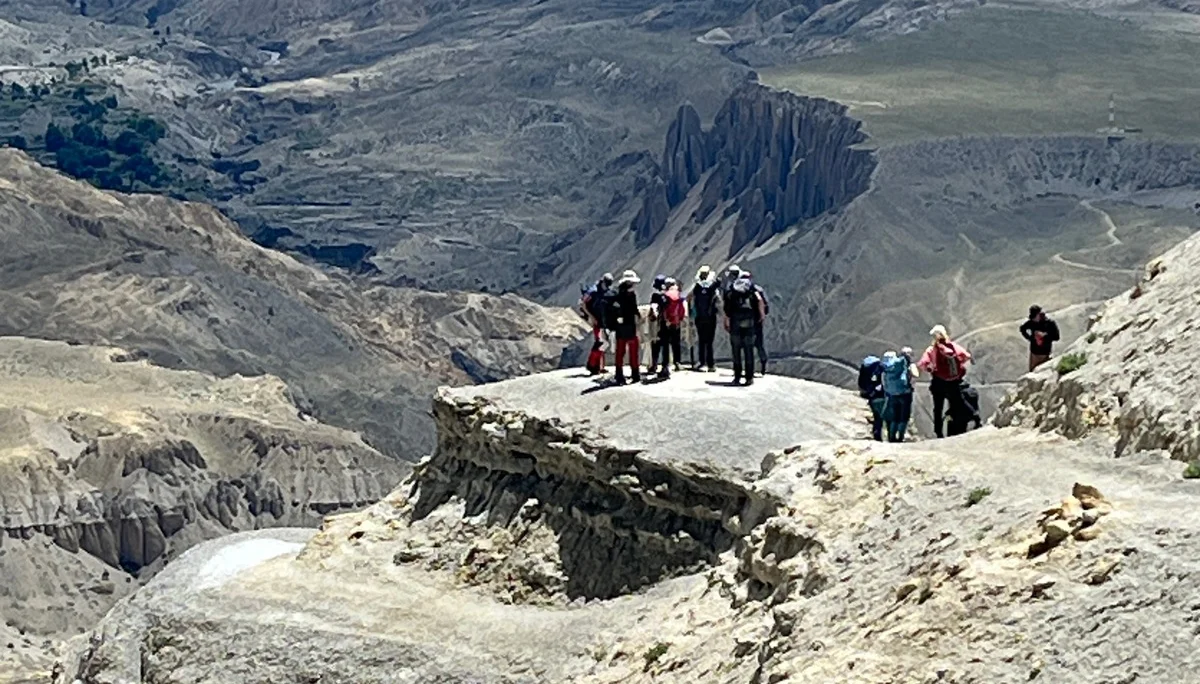 vor Yagat auf dem Fels | © Astrid Kleemann