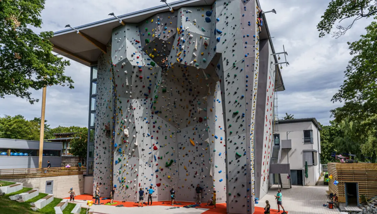 Aussenwand Alpin-und Kletterzentrum | © Doris Ihlefeld
