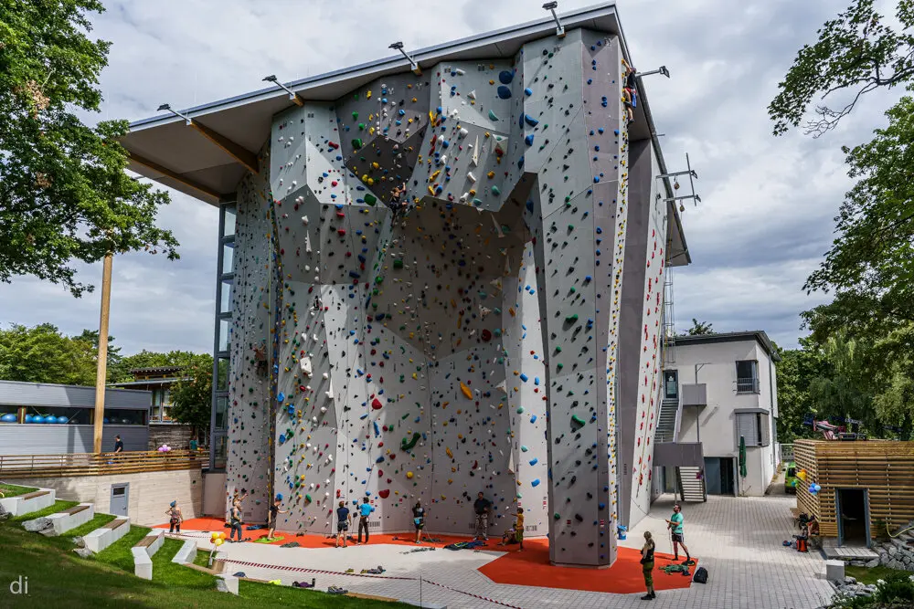 Aussenwand Alpin-und Kletterzentrum | © Doris Ihlefeld