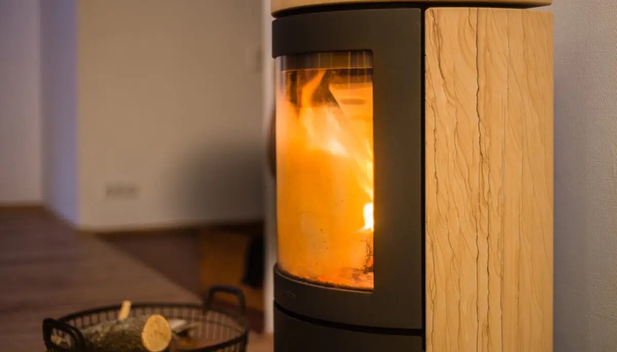 Ofen im Heubachhaus | © Doris Ihlefeld