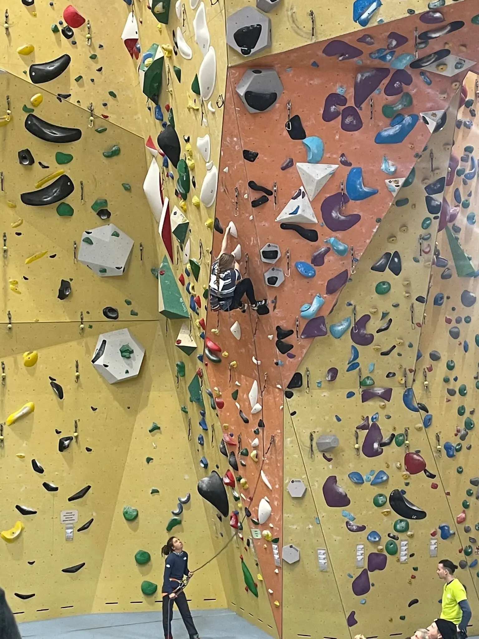 Caro sichert Malou | © Lance Rau