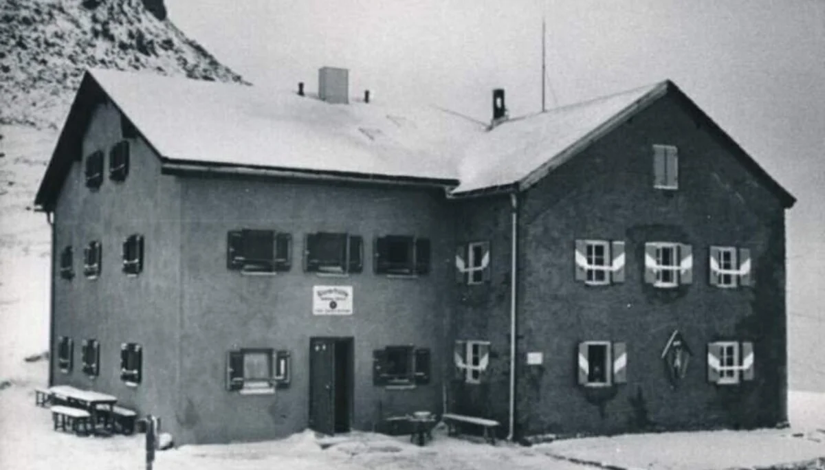 Die Glorer Hütte im Winter | © DAV / Archiv